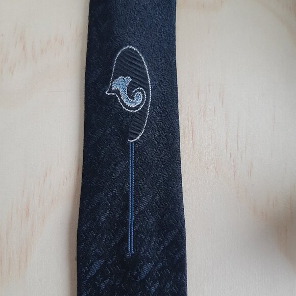 Todd tie - Picture 5 of 6